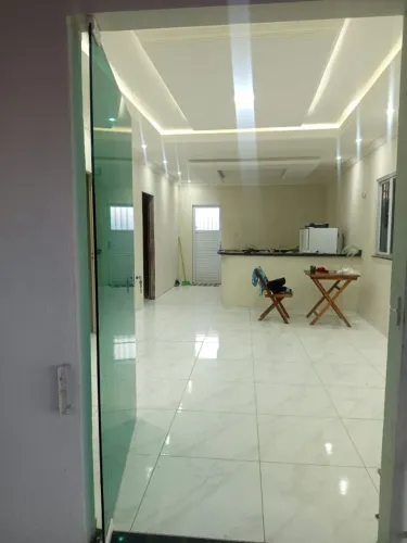 Troco em caminhão pra trabalho casa muito boa na entrada da cidade 