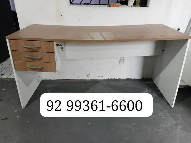 Mesa de escritório 3 gavetas com tranca chave