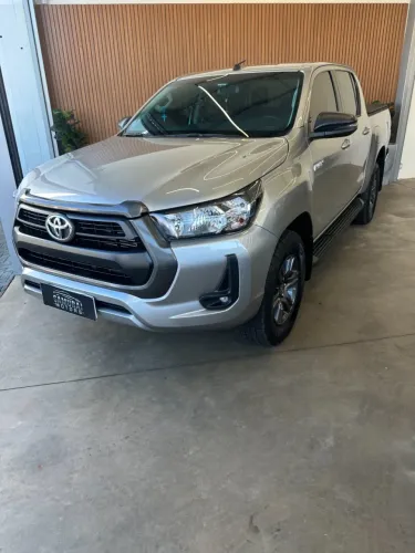 Toyota Hilux CD SR 4X4 2.8 TDI Diesel Aut. 2024