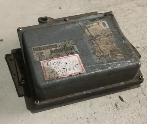 Módulo De Injeção Peugeot 406 2.0 16v 0261203811
