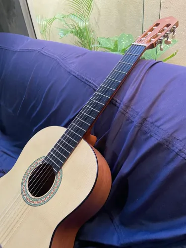 VIOLÃO YAMAHA C40M CLÁSSICO NYLON 