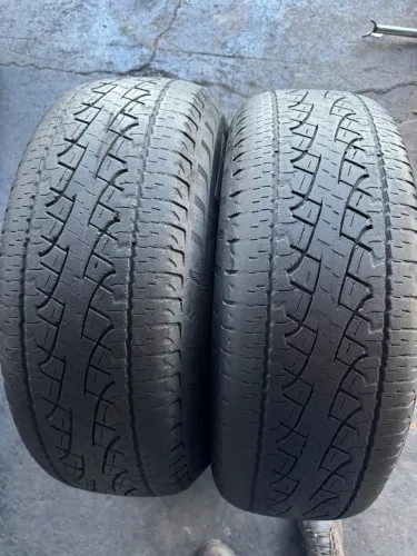 Par de Pneus Pirelli Aro 16 Scorpion HT 265/70R16 112T, 60% vida útil 