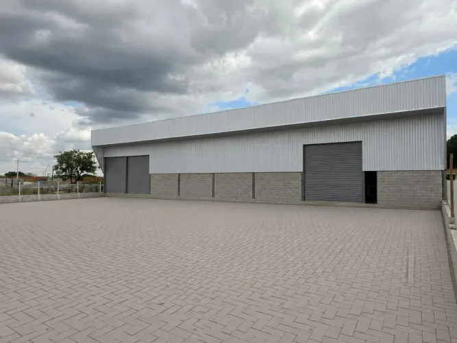 Galpão de 850 m² na DF-180, Próximo à PRF de Ceilândia - R$ 25.000,00