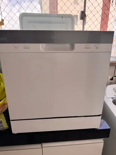 Máquina de lavar Louça eletrolux 8 funções