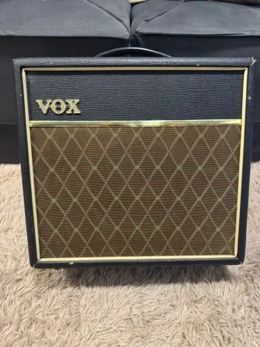 Amplificador Vox Pathfinder 15r