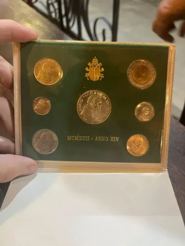 Moedas antigas do Vaticano 
