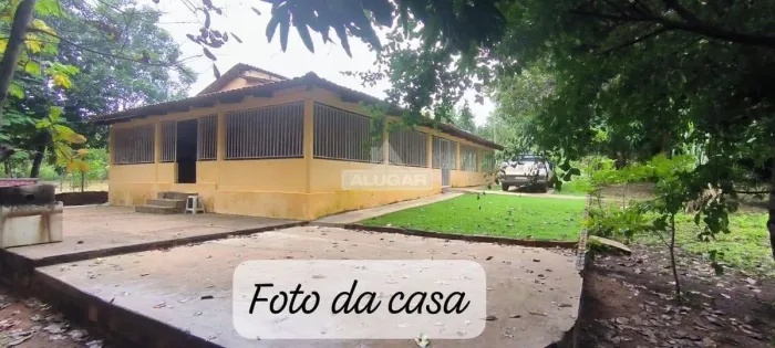 Chácara - Casa Ampla com Córrego - Condomínio Rosas do Vento