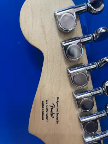 Guitarra Fender Stratocaster Squier 3/4