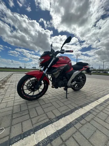 Fazer 250