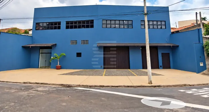 Barracão à Venda próximo a Cidade Judiciária 490m2 - Jardim Nilópolis.