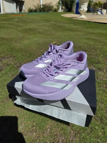 Tênis feminino adiddas