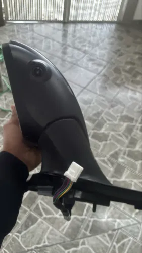 Retrovisor versa 2024 original Nissan com câmera e seta