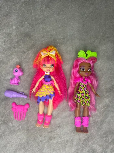 Lote Bonecas Cave Club Mattel - Emberly E Fernessa Com Acessórios