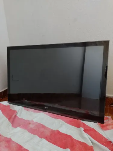 TV LG 42 Full HD - ótimo estado