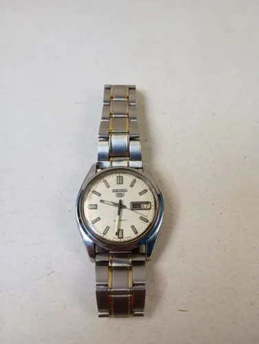 Relogio Seiko 5 Automatico Vintage Calibre 7009 Bicolor