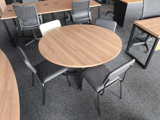 Mesa de Reunião Redonda de Escritório - 0,75x1,20cm - (SEM CADEIRAS) - PROMOÇÃO!!