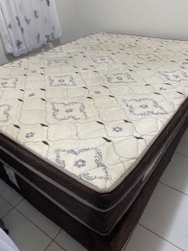 Cama box