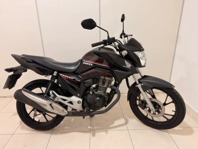 HONDA TITAN 160 2024 7.000 KM