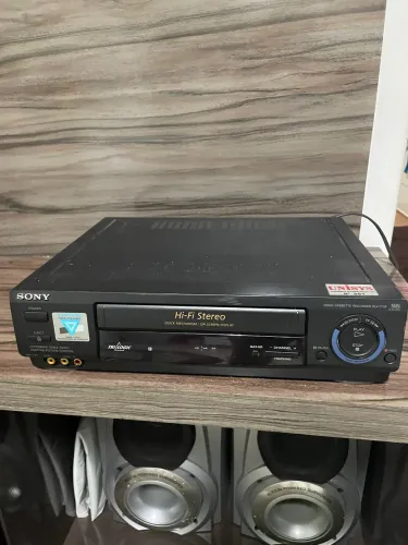 Vídeo Cassete Sony Hi-Fi Stereou,