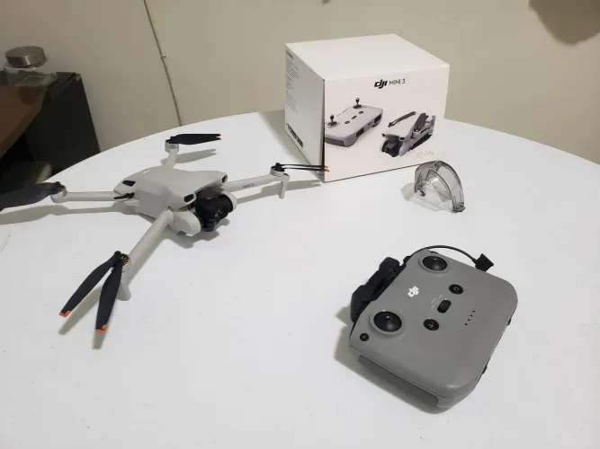 Vendo drone mini 3 pouco uso kit standart