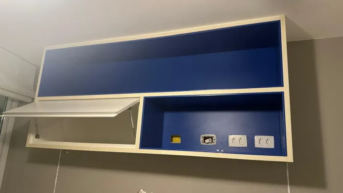 Nicho Aéreo Dell Anno Laqueado Azul/Off-White