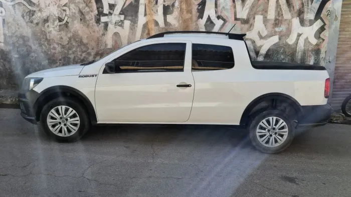 Volkswagen Saveiro Robust 1.6 Total Flex 8V CD 2021