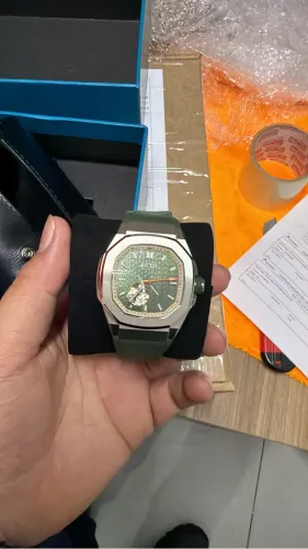 Relógio acto 001