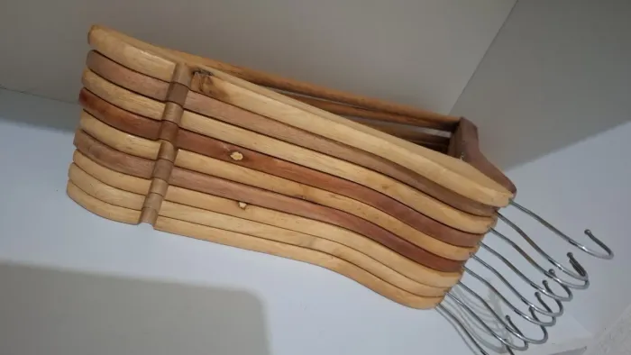 Vendo cabides usados de boa qualidade R$75,00