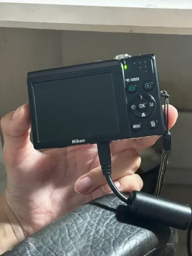 Nikon coolpix s2500 + acessórios originais