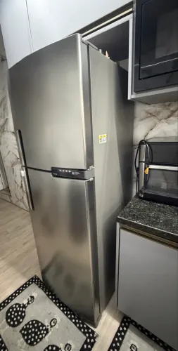 Geladeira Brastemp 375L 