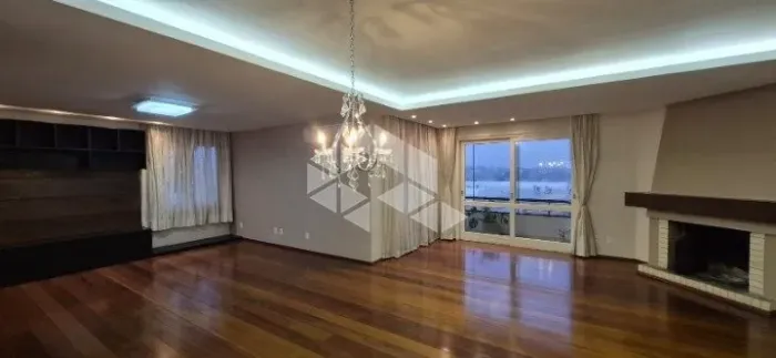 Apartamento Semimobiliado de 207,75m² com 3 Suítes e 02 vagas no Bairro Saint Etienne - Ca