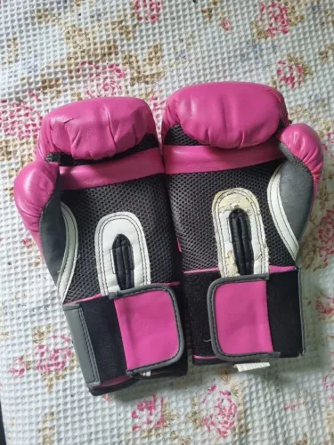 Luvas de boxe feminina