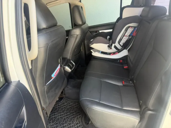 Toyota Hilux CD SRV 4X4 2.8 TDI Diesel Aut. 2020