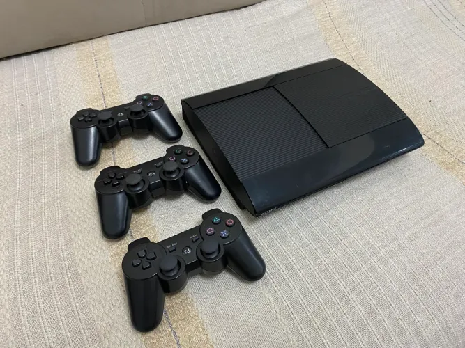 PlayStation 3 (ps3) super slim