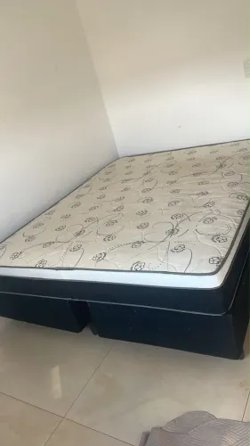 Vendo cama de casal