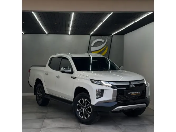 Mitsubishi L200 Triton Sport HPE-S 2.4 CD Dies. AUT 2023