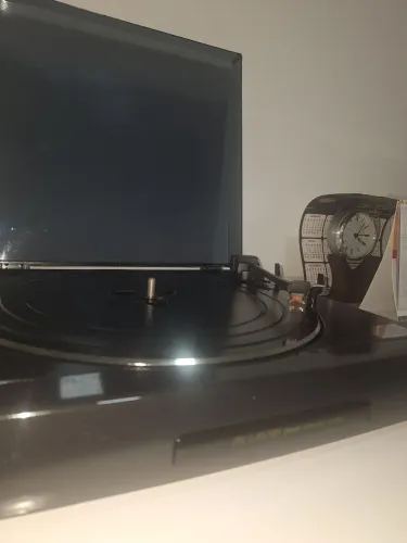 Toca Discos Sony PS-LX57BR - Linha LBT