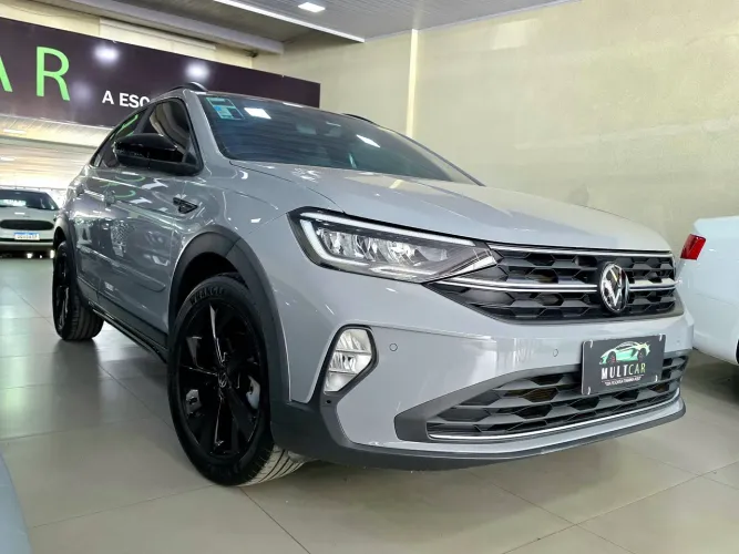 Volkswagen Nivus Highline 1.0 200 TSI  2024 com 40 mil km 