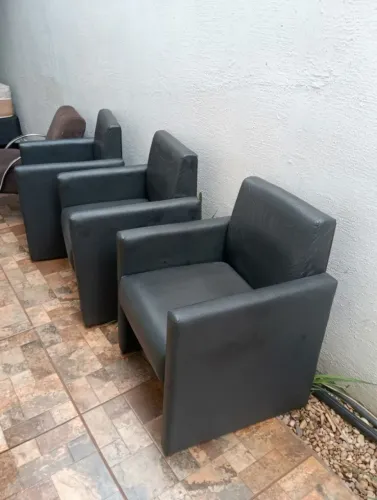 Lindas Poltronas Salão, escritório ou recepção 