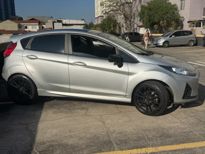 Ford Fiesta SE 1.6 16V Flex 5P 2018