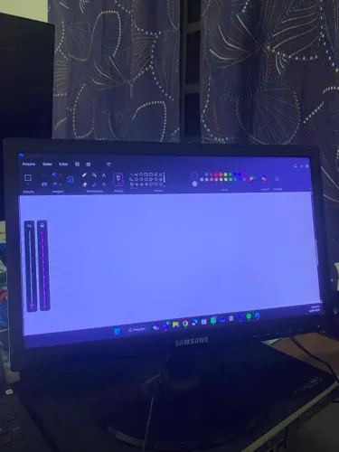 Monitor Samsung 18,5" LED S19C301F - HD 1366x768