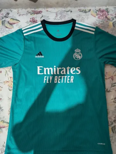 Camiseta Real Madrid Away - Versão Torcedor 20/21