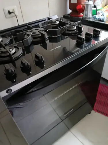 Fogão Brastemp 5 Bocas Preto com Mesa de Vidro e Turbo Chama 