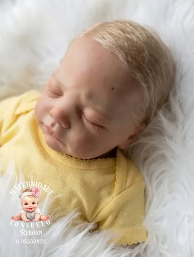 Bebê Reborn recém nascido realista