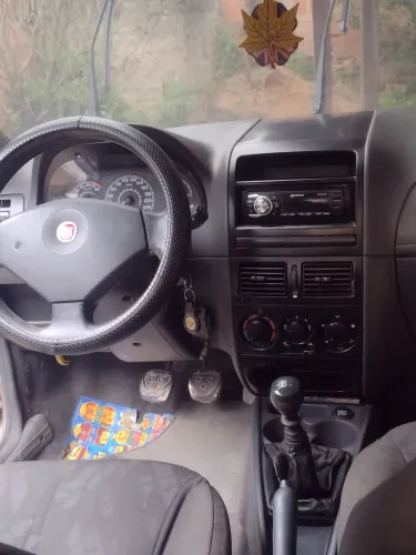 Fiat Siena EL Celeb. 1.0 MPI Fire Flex 8V 4P 2012