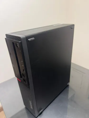 CPU Lenovo - Trinkcentre- Intel Core i3 -10º - 8 GB RAM- SSD NVME 256 GB- WI-FI INTEGRADO