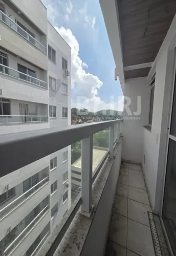 Apartamento com 2 Quartos 1 vaga de garagem.