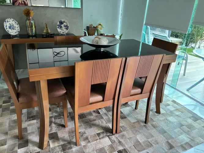 Vendo conjunto de sala de jantar