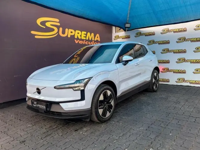 Volvo EX30 E60 Core (elétrico) 2024