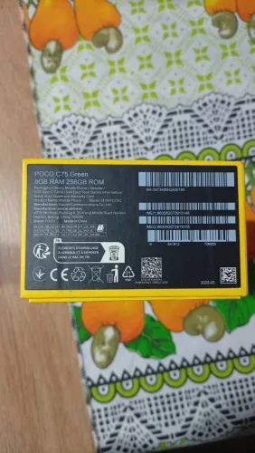 Venda celular Poço c75 em perfeito funcionamento.